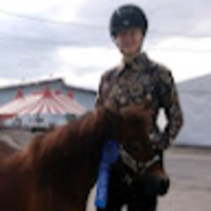 Meet your Posher, Ashley